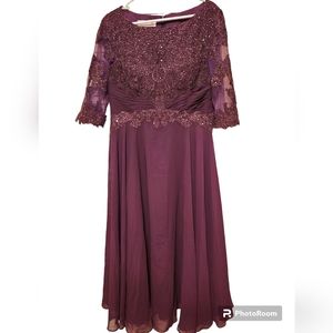 NWT Formal Beaded Dress MOB A-line Scoop Neck Tlength Purple Sz 12 Chiffon Lace